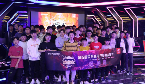 去表现的认 去表现的认