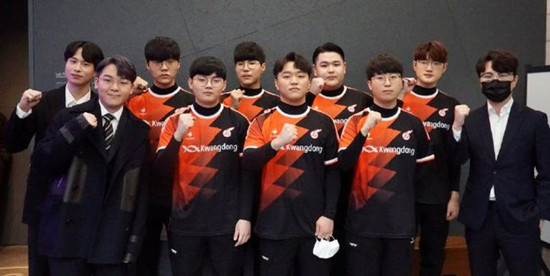 堅持與努力 堅持與努力